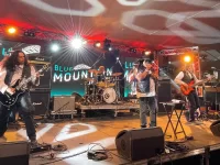 Award Winning Native American Band- Blue Mountain Tribe Gears up to celebrate Upcoming American Heritage month this November.